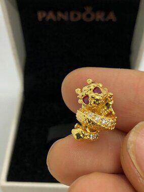 ✨✨Pandora Chinese Year of the Dragon Charm